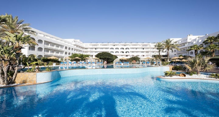 Best Oasis Tropical in Mojacar, Spain | Holidays from £193pp | loveholidays