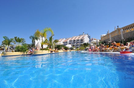 Paradise Park Fun Lifestyle Hotel