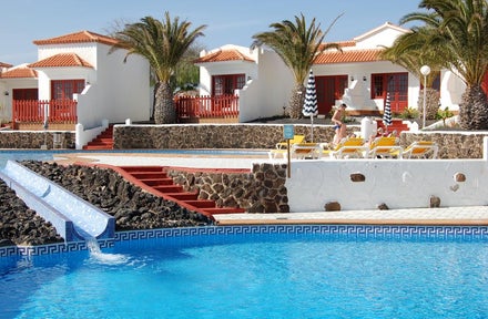 Castillo Beach (Apartments)