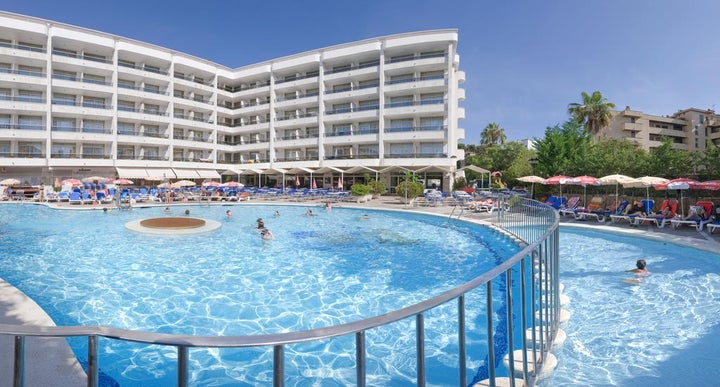 Olympus Palace in Salou, Spain | Holidays from £246pp | loveholidays