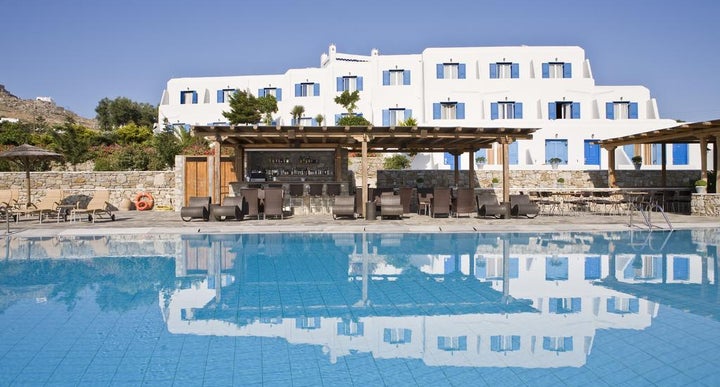 Yiannaki Hotel In Ornos Mykonos Holidays From 440pp Loveholidays Yiannaki Hotel In Ornos Mykonos Greek Islands
