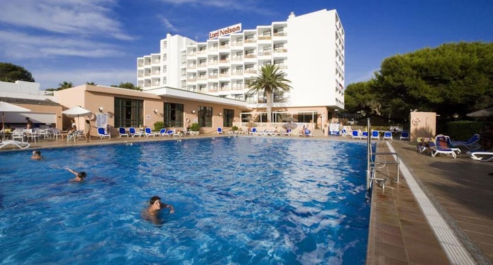 hotel globales lord nelson menorca bewertungen