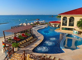 Cheap Cancun, Mexico holiday and deals