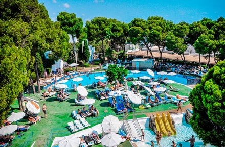 holidays majorca inclusive airport flights manchester