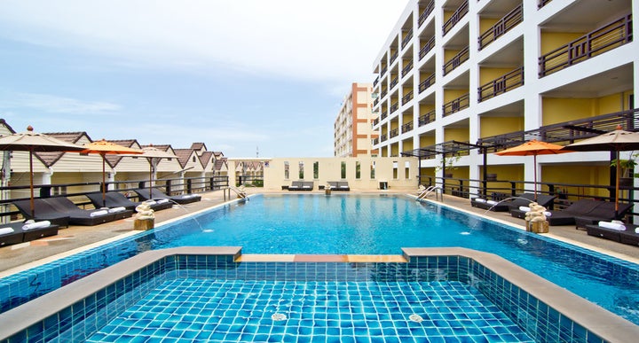 Golden Sea Pattaya Hotel in Pattaya, Thailand | Holidays from £616pp ...