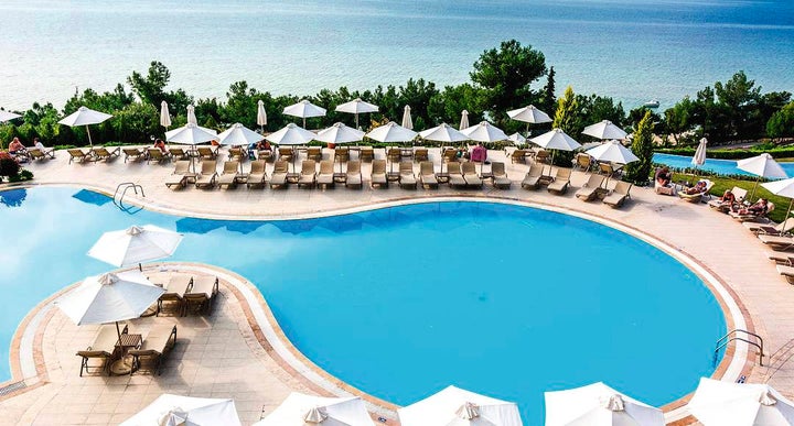 Ikos Oceania in Nea Moudania, Greece | Holidays from £639pp | loveholidays